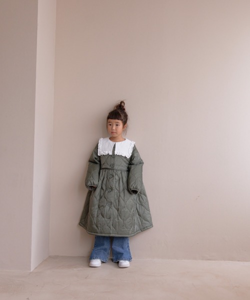 LOWRYS FARM（ローリーズファーム）の「キルティングワンピースコート　133361（ミリタリージャケット・キッズ・カーキ/ブラック・120cm/110cm/150cm/140cm/130cm）」の19枚目の写真