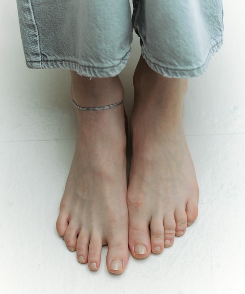 and cloud（アンドクラウド）の「Snake Chain Anklet（アンクレット・レディース・ブラック/シルバー・FREE）」の4枚目の写真