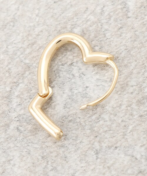 OPAQUE.CLIP（オペークドットクリップ）の「ワンタッチハートピアス（ピアス（両耳用）・レディース・ゴールド/シルバー・00）」の5枚目の写真