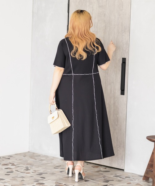 CLETTE(クレット)の「配色メローワンピース(ワンピース・レディース・ブラック/アイボリー/チャコールグレー・4L/LL/3L)」の11枚目の写真