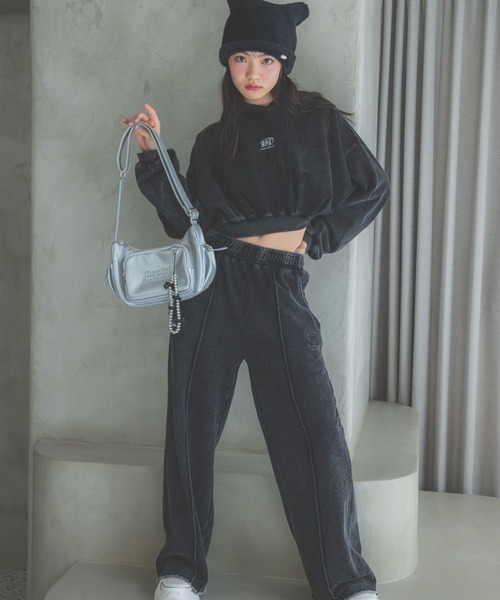 repipi armario（レピピ アルマリオ）の「ルーズショートフーディ（パーカー・キッズ・グレー/チャコールグレー/ブラック・SMALL/MEDIUM/LARGE）」の20枚目の写真