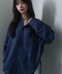 NILWAY | サイドコード シャーリング 長袖 シャツ / サイドスリット シャーリング デザイン レギュラーカラーシャツ 長袖(シャツ/ブラウス)