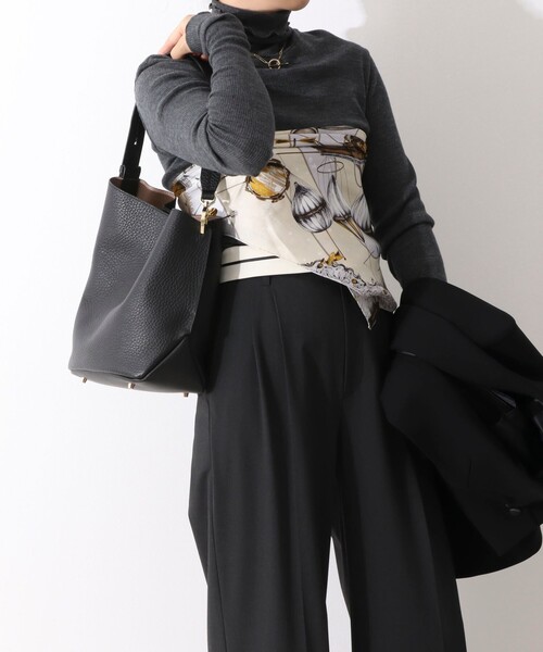 manipuri（マニプリ）の「【manipuri/マニプリ】シルクプリントスカーフ65（ストール/ショール・レディース・グレー系その他/オレンジ系その他/ブラウン系その他3/ブルー系その他4・FREE）」の9枚目の写真