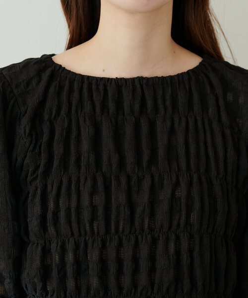 natural couture（ナチュラルクチュール）の「シアーシャーリングカットトップス（Tシャツ/カットソー・レディース・レッド/オフホワイト/ブラック・FREE）」の22枚目の写真
