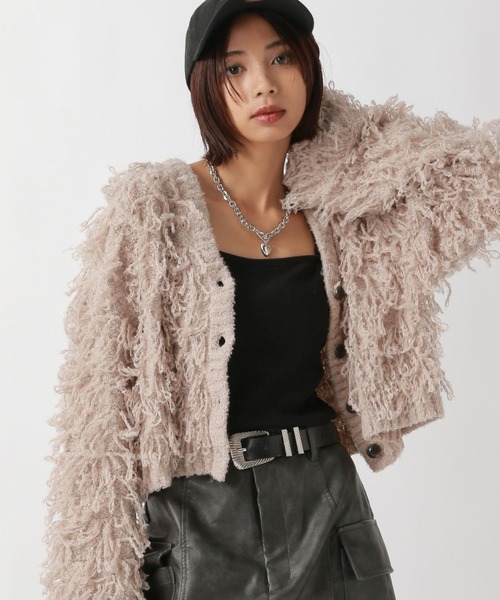 PAGEBOY(ページボーイ)の「フェザーループショートカーディガン(カーディガン/ボレロ・レディース・ブラウン/ブラック/オフホワイト/ブルー・FREE)」の2枚目の写真