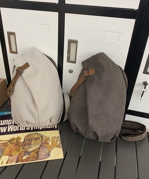 Miniministore(ミニミニストア)の「ボディバッグ 男女兼用 大容量斜めがけ鞄(ボディバッグ/ウエストポーチ・レディース・イエロー/ブラウン/ブラック/アイボリー・FREE)」の15枚目の写真