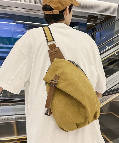 Miniministore(ミニミニストア)の「ボディバッグ 男女兼用 大容量斜めがけ鞄(ボディバッグ/ウエストポーチ・レディース・イエロー/ブラウン/ブラック/アイボリー・FREE)」の22枚目の写真