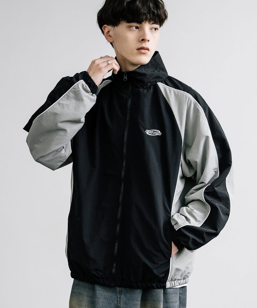 裏フリース オーバーサイズ胸刺繍ナイロンジャケット（ナイロン