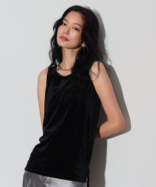 GALLEST（ギャレスト）の「◆シアーベロアタンクトップ（タンクトップ・レディース・ベージュ/ブラック/アイボリー・38）」の6枚目の写真