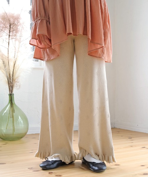 Crisp（クリスプ）の「フラワーフリルニットパンツ（その他パンツ・レディース・アイボリー/ブラウン・FREE）」の14枚目の写真