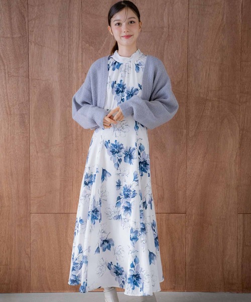 NOELA（ノエラ）の「カーデ×ラインフラワーワンピース（ワンピース