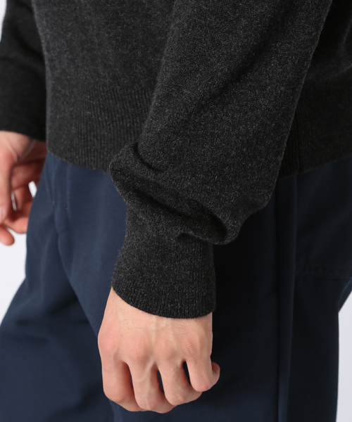 POLO RALPH LAUREN（ポロ ラルフ ローレン）の「メリノウール クルーネックセーター（ニット/セーター・メンズ・レッド/ダークグレー/パープル/ブルー/グレー/ブラウン系1・X-SMALL/XX-LARGE/LARGE/MEDIUM/X-LARGE/SMALL）」の9枚目の写真