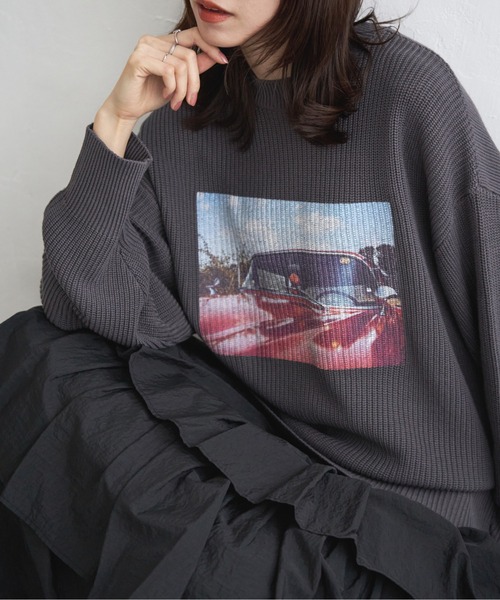 notch.（ノッチ）の「フォトプリントプルオーバーニット（ニット/セーター・レディース・チャコール/ブラック/オフホワイト・M）」の4枚目の写真