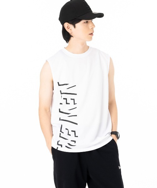 NEW ERA(ニューエラ)の「ニューエラパフォーマンスアパレル スリーブレスTシャツ 吸汗速乾性 UVカット(タンクトップ・メンズ・ブラック/ホワイト・M/L/XL/XXL/S)」の14枚目の写真