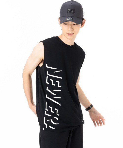 NEW ERA(ニューエラ)の「ニューエラパフォーマンスアパレル スリーブレスTシャツ 吸汗速乾性 UVカット(タンクトップ・メンズ・ブラック/ホワイト・M/L/XL/XXL/S)」の7枚目の写真