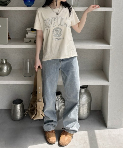 Eclat one(エクラワン)の「【Eclat one】ステッチ刺繍 カレッジロゴ 半袖 Tシャツ(Tシャツ/カットソー・レディース・ブラック/アイボリー/グレー・FREE)」の7枚目の写真