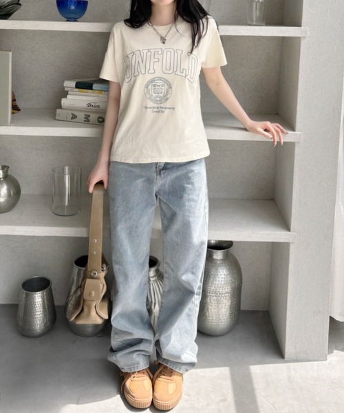 Eclat one(エクラワン)の「【Eclat one】ステッチ刺繍 カレッジロゴ 半袖 Tシャツ(Tシャツ/カットソー・レディース・ブラック/アイボリー/グレー・FREE)」の17枚目の写真