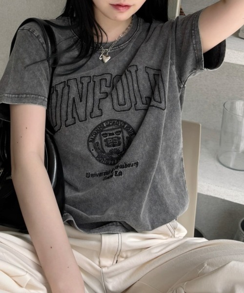 Eclat one(エクラワン)の「【Eclat one】ステッチ刺繍 カレッジロゴ 半袖 Tシャツ(Tシャツ/カットソー・レディース・ブラック/アイボリー/グレー・FREE)」の18枚目の写真