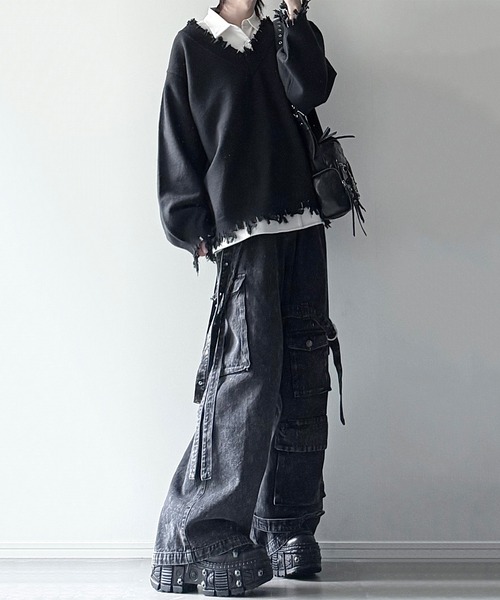 cussil（クシル）の「【cussil/クシル】プレーティング天竺アンチピリングルーズシルエットＶネックダメージニット（ニット/セーター・メンズ・ブラック/ライトグレー/チャコールグレー/ワインレッド/グレー/アッシュブラウン・S/M/L/XS）」の20枚目の写真