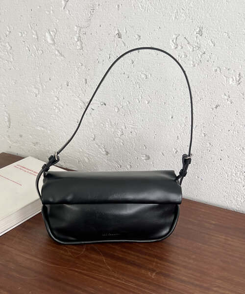 CAPRICIEUX LE'MAGE(カプリシューレマージュ)の「〈ADD CULUMN/アドカラム〉ROLLA ショルダーバッグ(ショルダーバッグ・レディース・ベージュ/ブラック・FREE)」の9枚目の写真