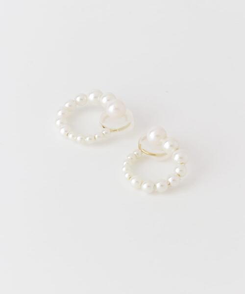 URBAN RESEARCH DOORS（アーバンリサーチドアーズ）の「パールイヤカフ（イヤリング・レディース・ホワイト系その他・ONE）」の2枚目の写真