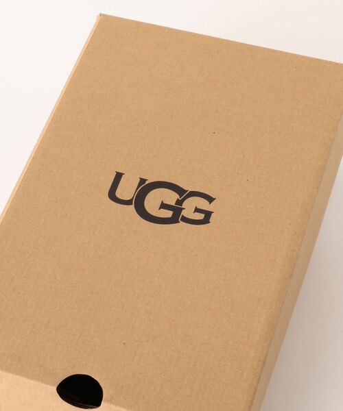 UGG（アグ）の「＜UGG＞ゴールデンスター クロッグ シューズ（スリッポン・レディース・ブラック/ベージュ・6/7/5/8）」の18枚目の写真