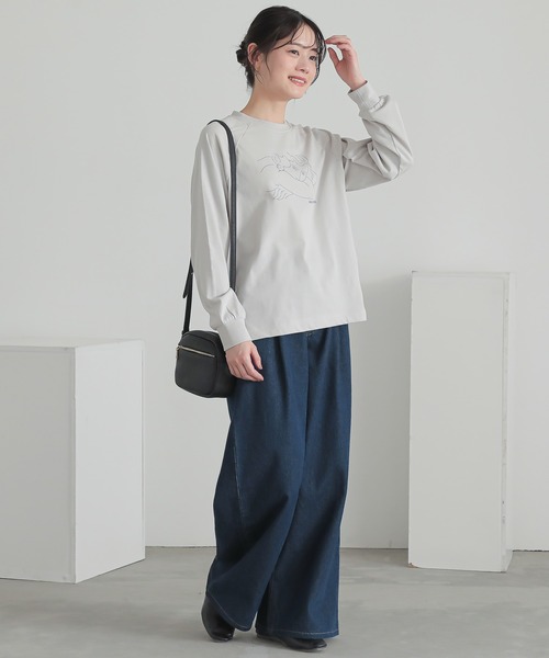 n'OrLABEL(ノアールレーベル)の「絵画プリントラグランロンT(Tシャツ/カットソー・レディース・ブルー/チャコール/グレイッシュベージュ・2/1)」の8枚目の写真