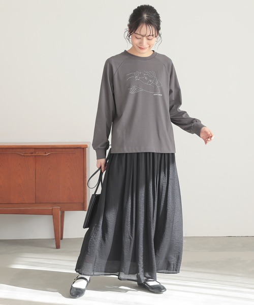 n'OrLABEL(ノアールレーベル)の「絵画プリントラグランロンT(Tシャツ/カットソー・レディース・ブルー/チャコール/グレイッシュベージュ・2/1)」の13枚目の写真