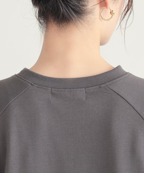 n'OrLABEL(ノアールレーベル)の「絵画プリントラグランロンT(Tシャツ/カットソー・レディース・ブルー/チャコール/グレイッシュベージュ・2/1)」の17枚目の写真