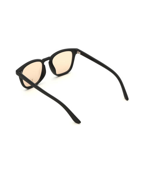 NATURAL BEAUTY BASIC（ナチュラルビューティーベーシック）の「◇ビックフレームグラス（サングラス・レディース・ブラック/ベージュ・ﾌﾘ-）」の6枚目の写真