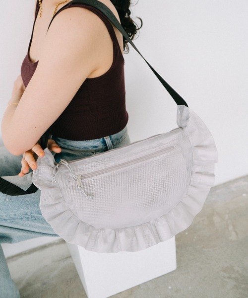 THEATRE PRODUCTS（シアタープロダクツ）の「メッシュフリルラウンドショルダーバッグL（ショルダーバッグ・レディース・ブラック/グレー/ブルー・FREE）」の17枚目の写真