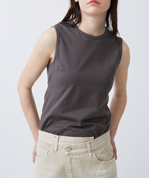 M TO R(ムウトアール)の「2WAY TWIST TANK TOP(タンクトップ・レディース・ホワイト/チャコールグレー/ワイン・38/40)」の10枚目の写真