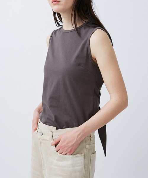 M TO R(ムウトアール)の「2WAY TWIST TANK TOP(タンクトップ・レディース・ホワイト/チャコールグレー/ワイン・38/40)」の11枚目の写真