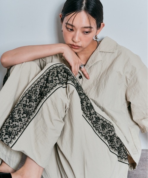 W:Huku（フーク）の「撥水 サイド レース パンツ（その他パンツ・レディース・ブラック/ベージュ系/グレー/ブラック×ホワイト・M/L）」の19枚目の写真