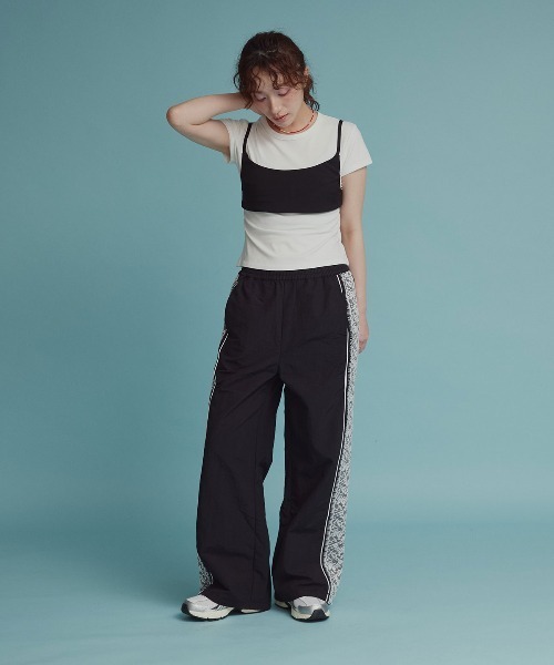 W:Huku(フーク)の「撥水 サイド レース パンツ(その他パンツ・レディース・ブラック/ベージュ系/グレー/ブラック×ホワイト・M/L)」の9枚目の写真