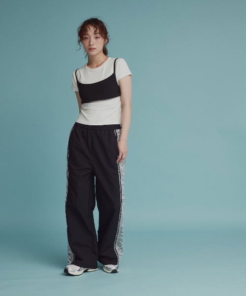 W:Huku(フーク)の「撥水 サイド レース パンツ(その他パンツ・レディース・ブラック/ベージュ系/グレー/ブラック×ホワイト・M/L)」の12枚目の写真