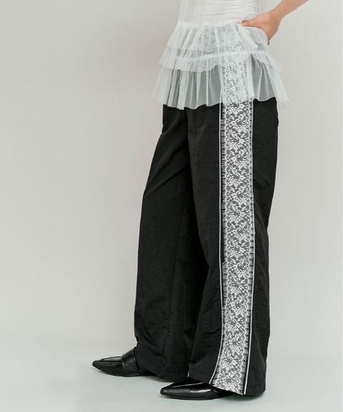 W:Huku(フーク)の「撥水 サイド レース パンツ(その他パンツ・レディース・ブラック/ベージュ系/グレー/ブラック×ホワイト・M/L)」の21枚目の写真