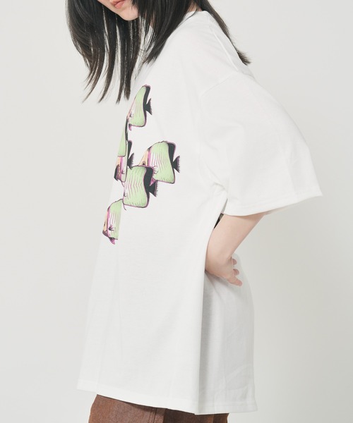 CORISCO（コリスコ）の「熱帯魚柄Tシャツ(M1)（Tシャツ/カットソー・メンズ・ブラック系1/ホワイト系1/ホワイト系2/ブラック系2・MEDIUM/LARGE/X-LARGE）」の10枚目の写真