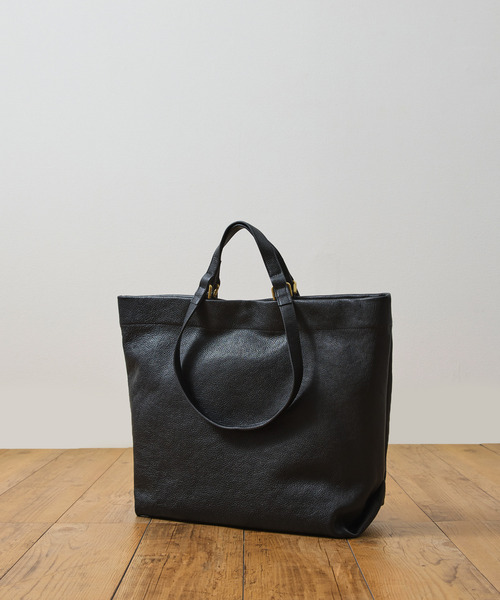 A_W（アウ）の「A_W アウ / CHANGE SHOULDER TOTE M フルベジタブルタンニンシュリンクレザー2WAYトートバッグ 牛革トートバッグ / AB-011（トートバッグ・メンズ・ブラウン/ブラック・FREE）」の7枚目の写真