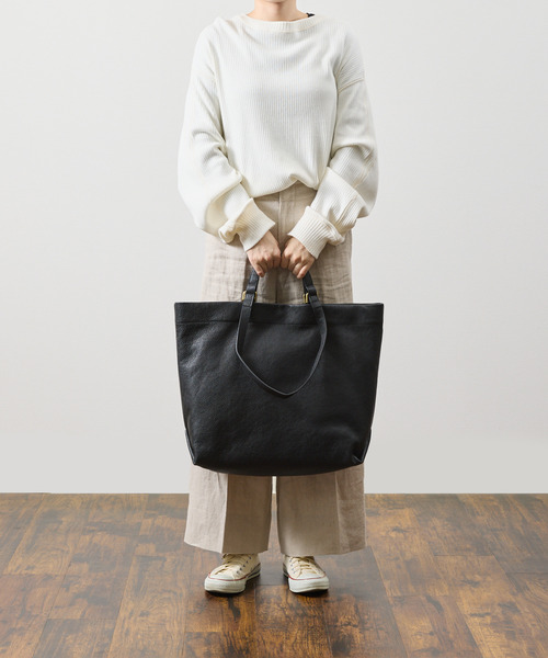 A_W（アウ）の「A_W アウ / CHANGE SHOULDER TOTE M フルベジタブルタンニンシュリンクレザー2WAYトートバッグ 牛革トートバッグ / AB-011（トートバッグ・メンズ・ブラウン/ブラック・FREE）」の22枚目の写真