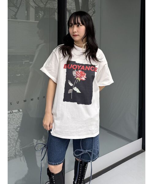 jouetie（ジュエティ）の「ローズプリントBigTシャツ（Tシャツ/カットソー・レディース・レッド/ブラック/オフホワイト・MEDIUM）」の19枚目の写真