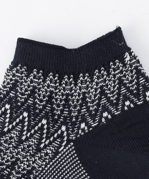 NICOLE CLUB FOR MEN（ニコルクラブフォーメン）の「シェブロン×ロゴジャカード ショートソックス（ソックス/靴下・メンズ・オフホワイト/ブラック/ネイビー・FREE）」の5枚目の写真