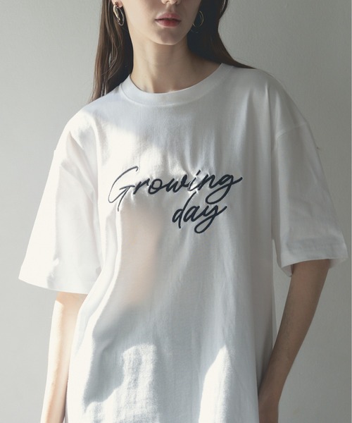 Muel Chic(ミュエルシック)の「Growing day Tshirt グローウィングデイTシャツ(Tシャツ/カットソー・レディース・ホワイト/ネイビー/ライトピンク・FREE)」の5枚目の写真