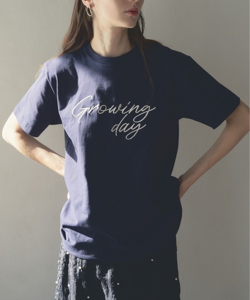 Muel Chic(ミュエルシック)の「Growing day Tshirt グローウィングデイTシャツ(Tシャツ/カットソー・レディース・ホワイト/ネイビー/ライトピンク・FREE)」の9枚目の写真