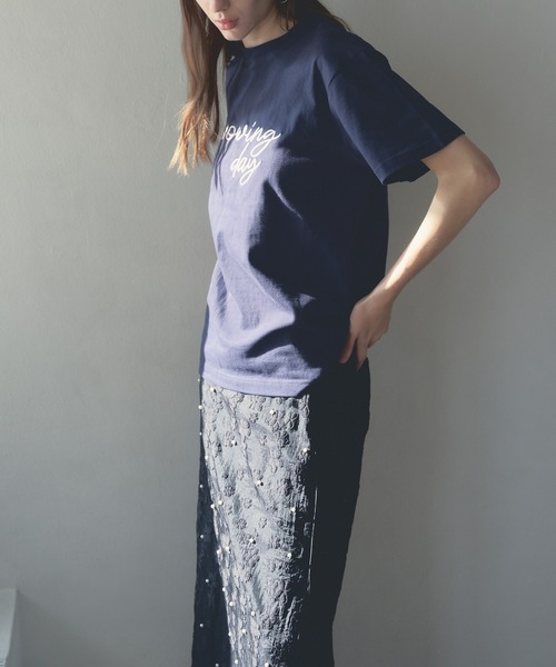 Muel Chic(ミュエルシック)の「Growing day Tshirt グローウィングデイTシャツ(Tシャツ/カットソー・レディース・ホワイト/ネイビー/ライトピンク・FREE)」の14枚目の写真