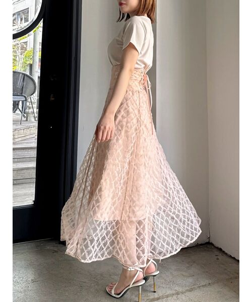 dazzlin（ダズリン）の「アソートコルセットフレアスカート（スカート・レディース・グリーン/ピンク/ブラック/オフホワイト・MEDIUM/SMALL/X-SMALL）」の4枚目の写真