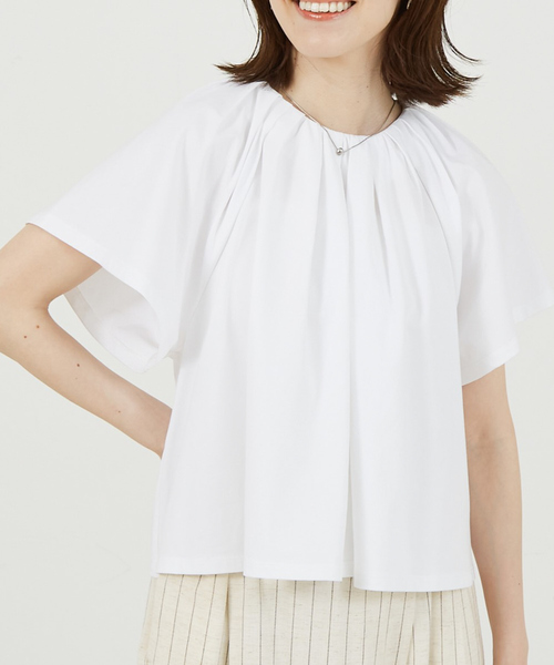 abahouse mavie（アバハウスマヴィ）の「タックフレアーショートプルオーバー（Tシャツ/カットソー・レディース・ブラック/ホワイト/ブラウン・フリー）」の2枚目の写真