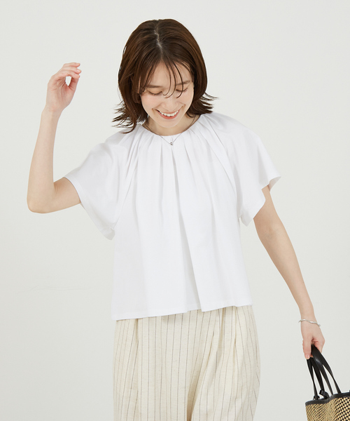 abahouse mavie（アバハウスマヴィ）の「タックフレアーショートプルオーバー（Tシャツ/カットソー・レディース・ブラック/ホワイト/ブラウン・フリー）」の8枚目の写真