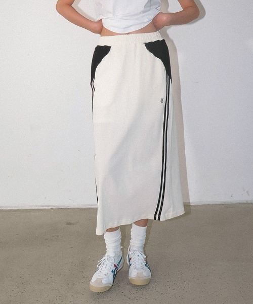Kijun(キジュン)の「Kijun/キジュン/Football Jersey Long Skirt(スカート・レディース・アイボリー・S/M)」の1枚目の写真