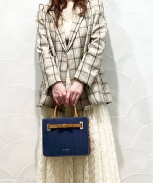 Samantha Thavasa(サマンサタバサ)の「デニム調エムシュシュⅢ トートバッグ(トートバッグ・レディース・ホワイト/キャメル・FREE)」の2枚目の写真
